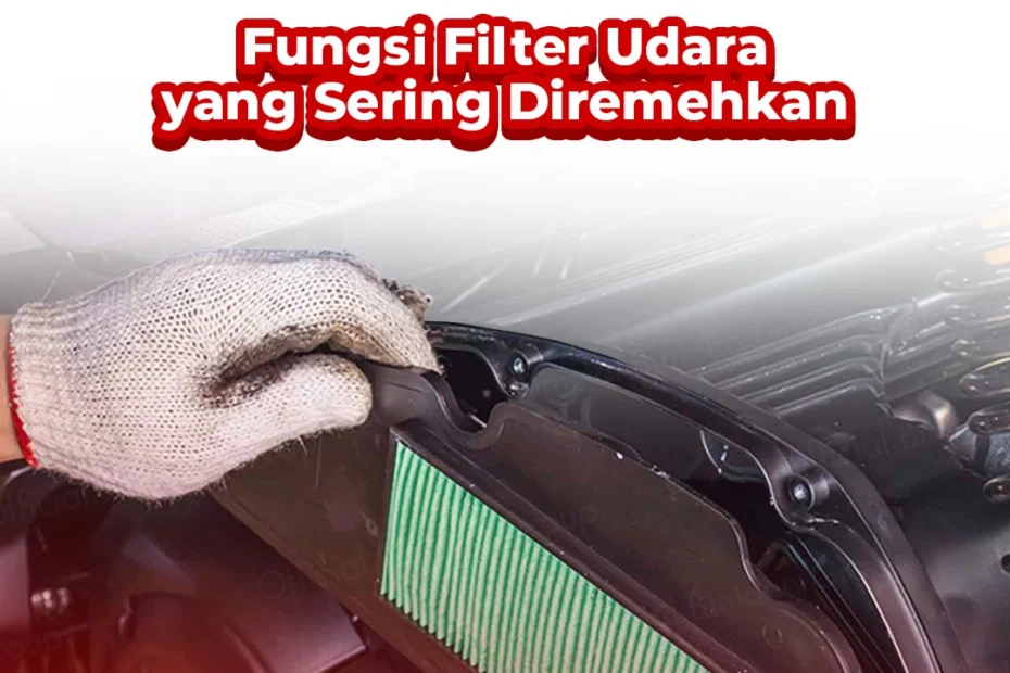 Perbandingan filter udara Honda yang baru dan yang sudah kotor di bengkel resmi Bintang Motor.