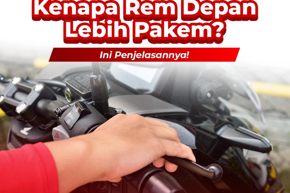 Mekanik Bintang Motor sedang memeriksa sistem cakram rem depan motor Honda untuk memastikan keamanan berkendara.